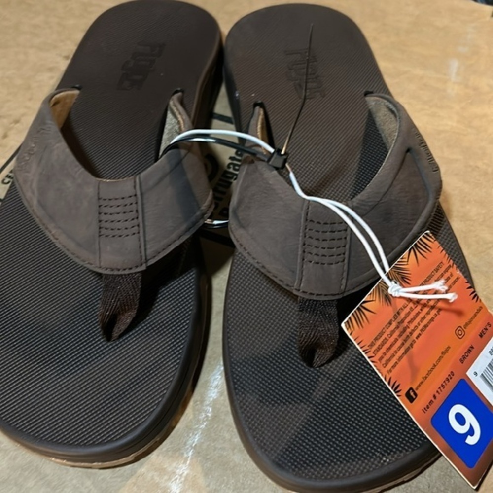 Flojos Mens Brown Flip Flop Sandals Casual Thong Shoes Size 9 Item 1757920
